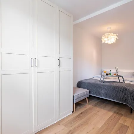 Przytulny Ligota Near Hospitals & Sum Apartment *