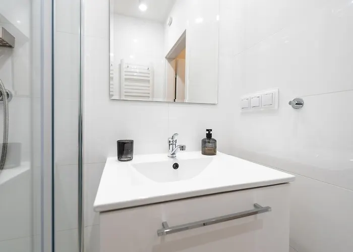 Appartamento Przytulny Ligota Near Hospitals & Sum